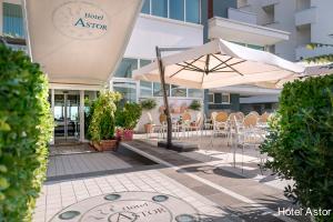 Фото Hotel Astor