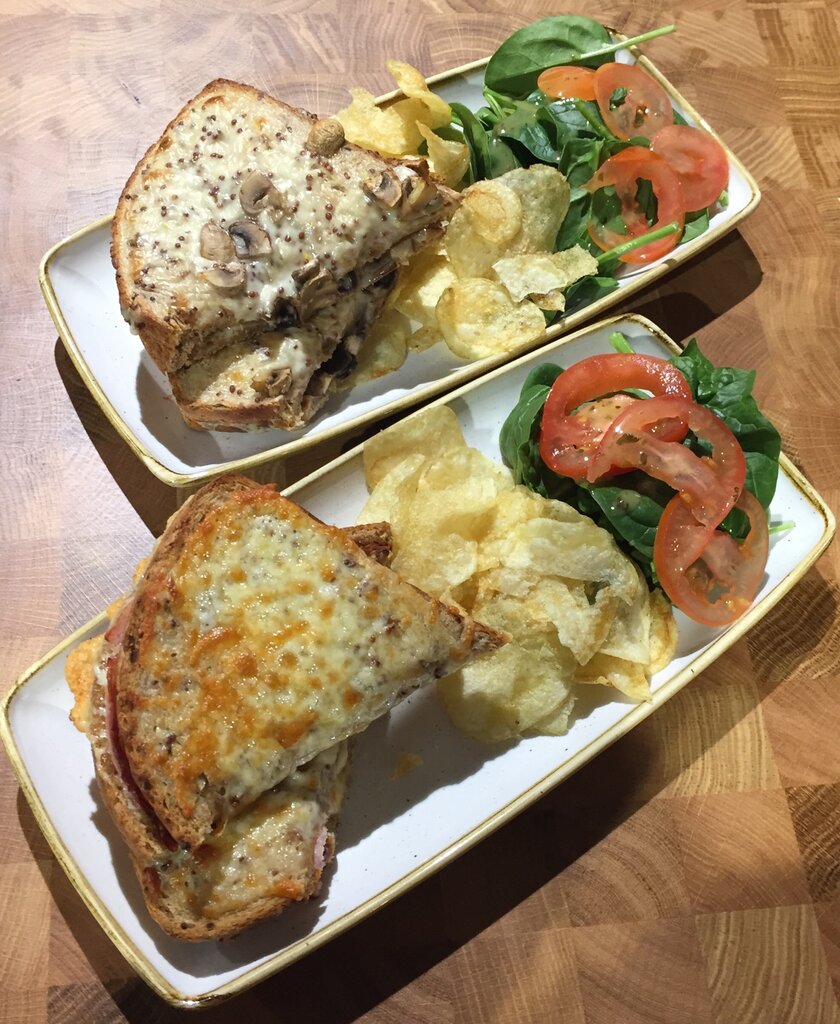 Coffee shop Esquires Coffee, Aylesbury, photo