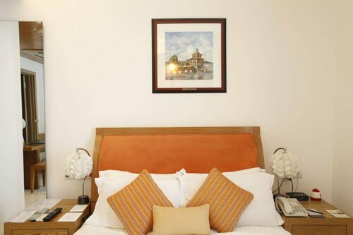 Platinum Suites