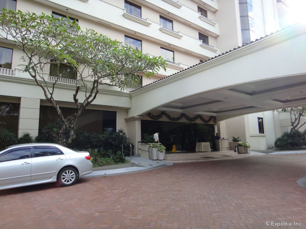 Фото Quest Plus Conference Center, Clark