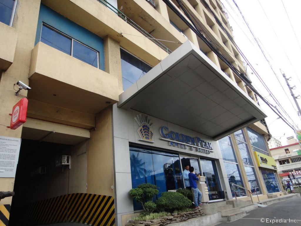 Фото The Golden Peak Hotel & Suites powered by Cocotel