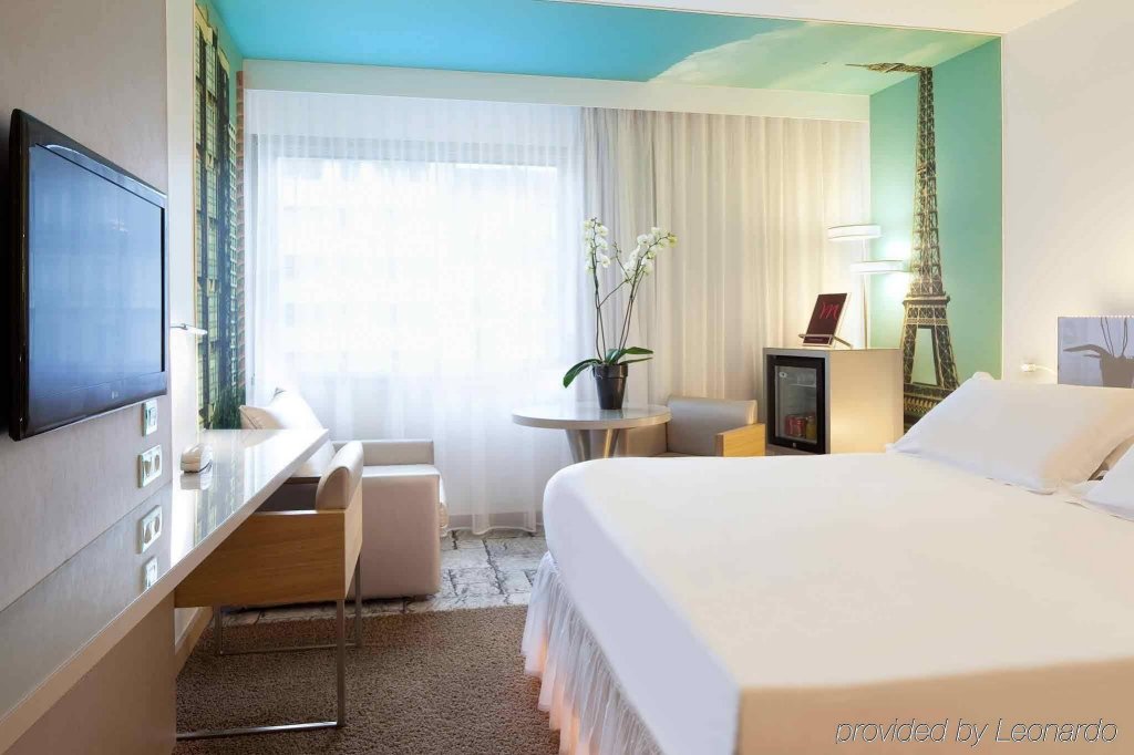 Фото Hôtel Mercure Paris Vaugirard Porte de Versailles