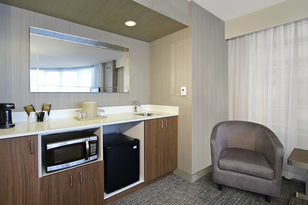 Фото Courtyard by Marriott Oakland Downtown