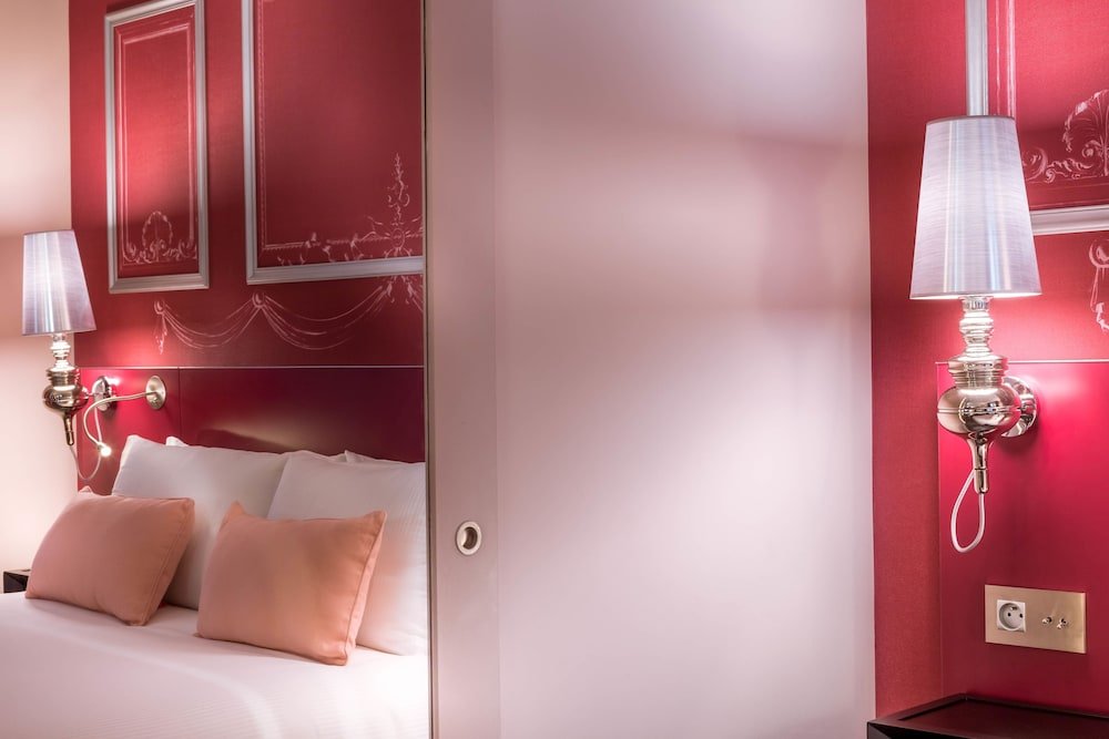 Фото Nh Collection Paris Ponthieu Champs-Élysées