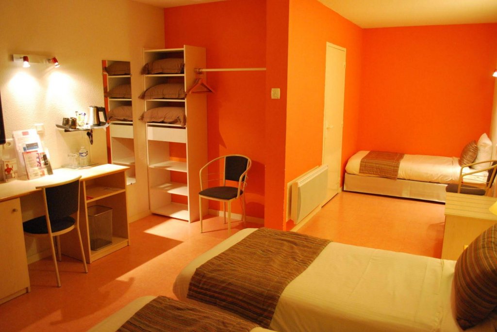 Фото Hotel Tambourin