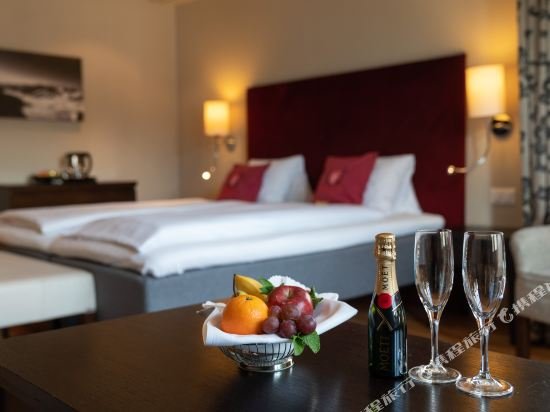 Фото Hotel Krebs Interlaken