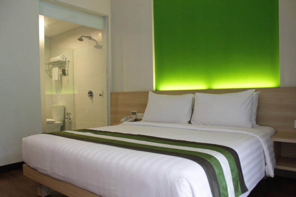 Фото Grand Whiz Hotel Nusa Dua Bali