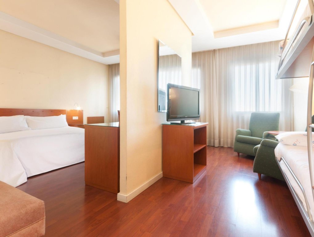 Фото Hotel Madrid Chamartin Affiliated by Melia