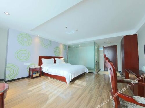 Гостиница GreenTree Inn NanNing LangDong Hotel в Наньнине