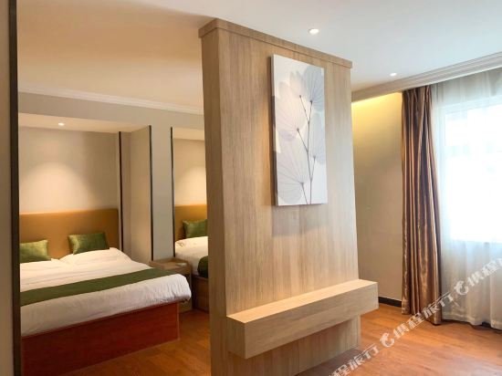 Фото 77751912229