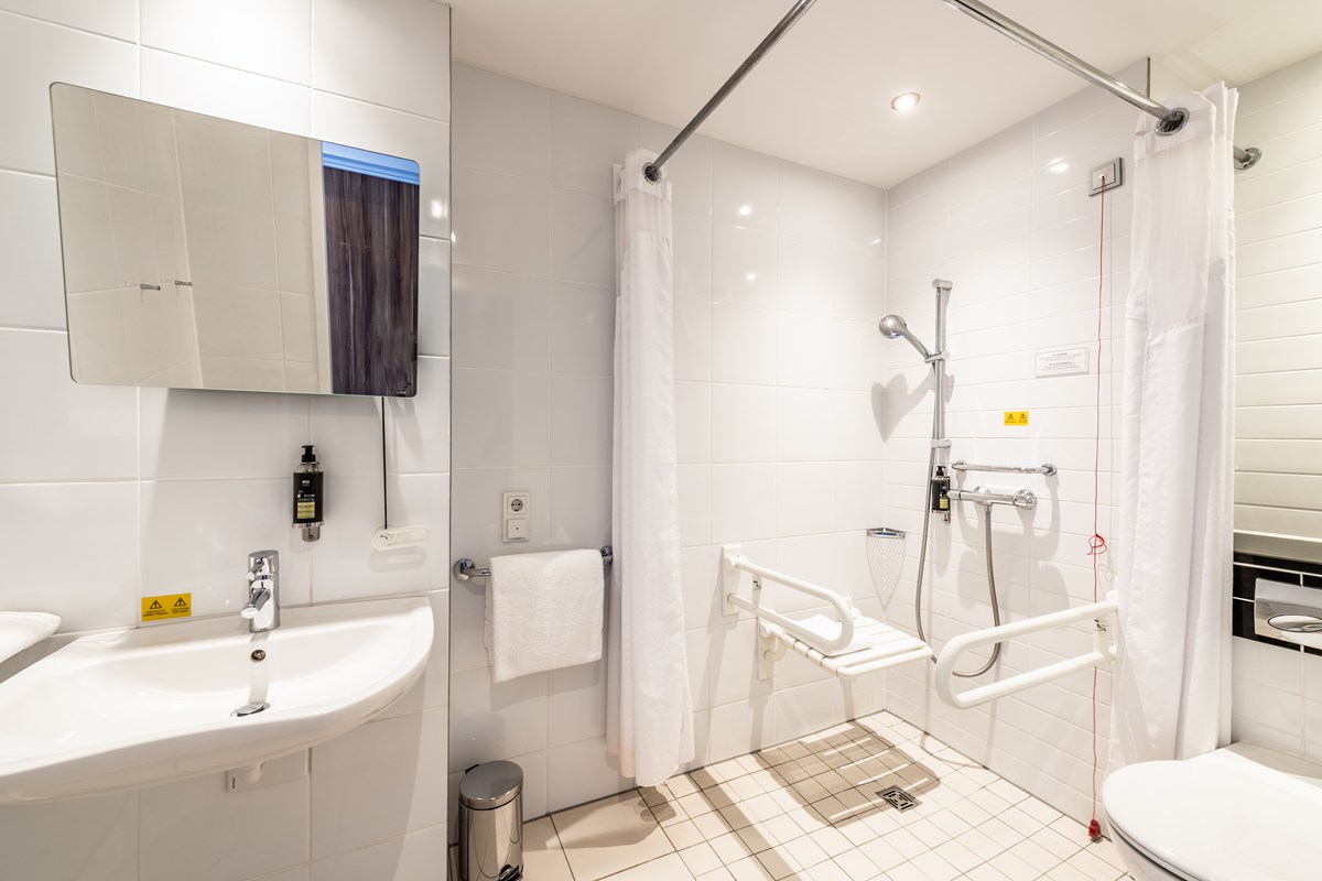 Фото 209348951139