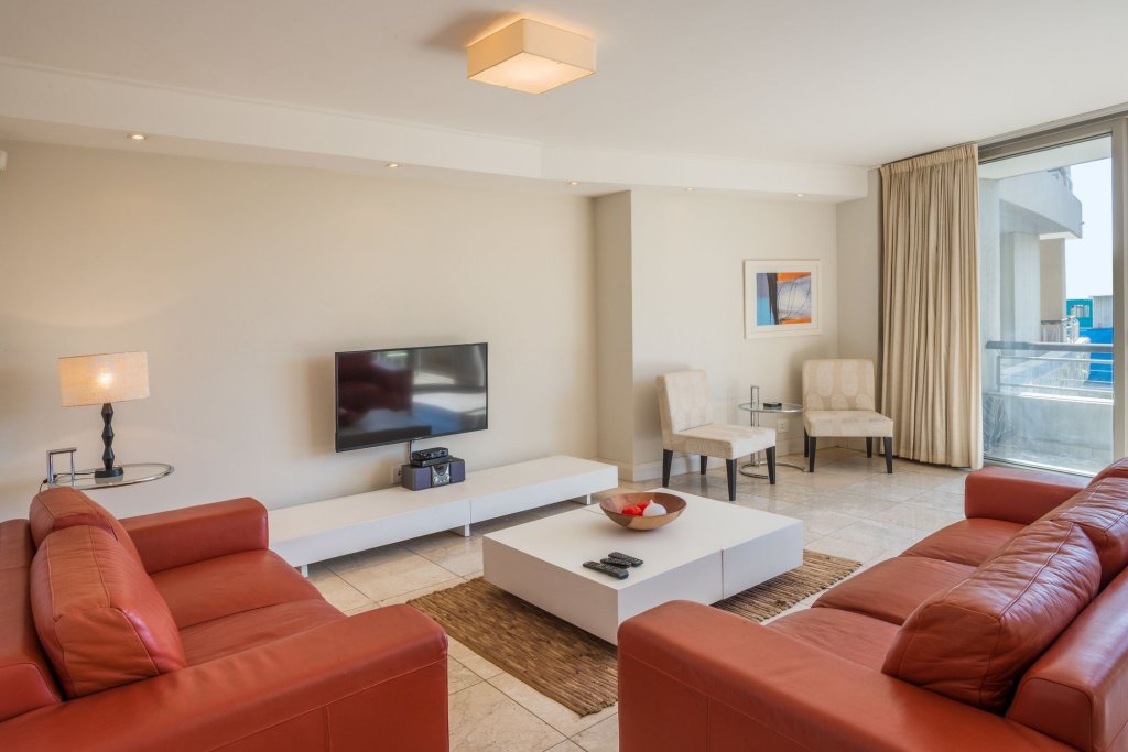 Фото 702 Canal Quays