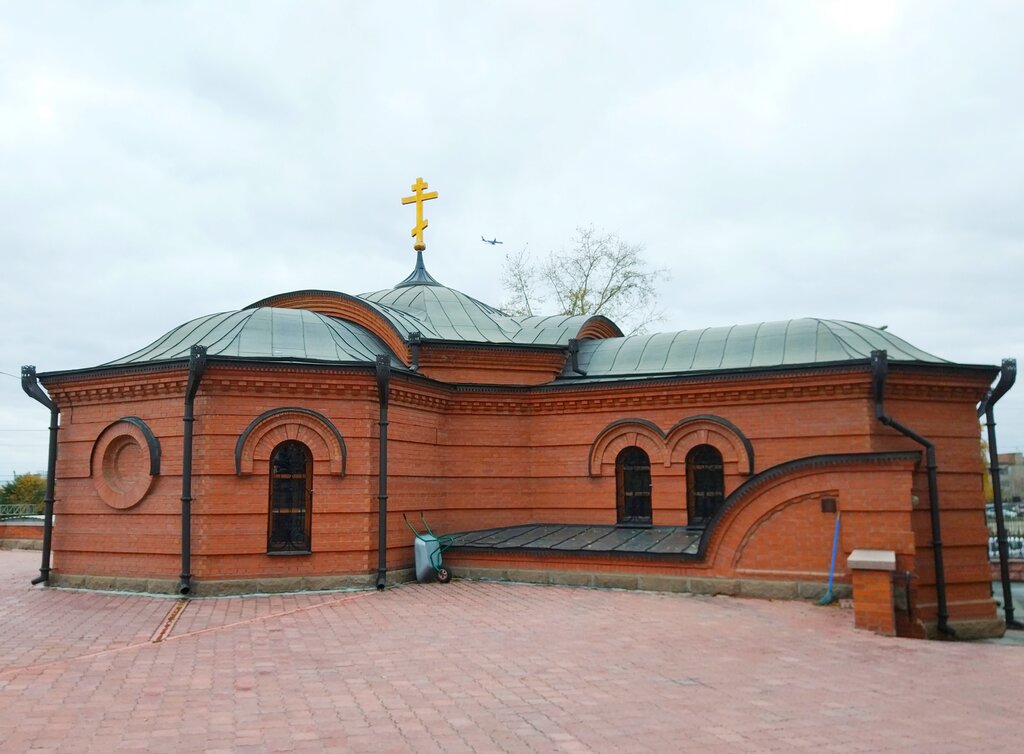 Orthodox church Tserkov Ioanna Predtechi pri sobore Aleksandra Nevskogo, Novosibirsk, photo