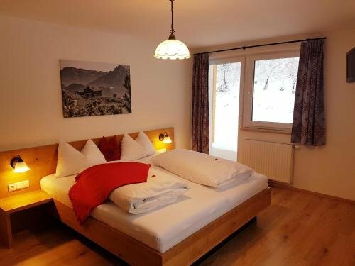 Hotel Haus Sonne, Tyrol, photo