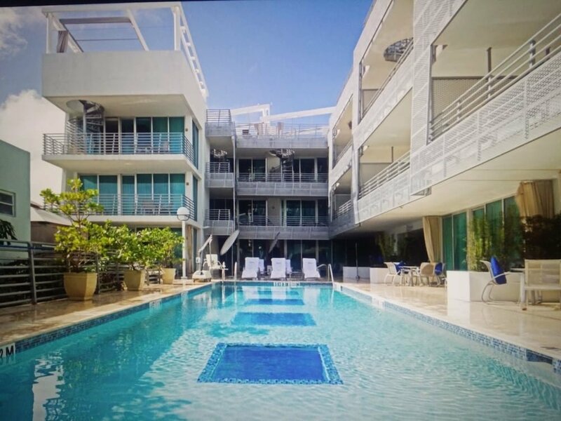 Гостиница SoBe Ocean Drive Suites в Майами-Бич