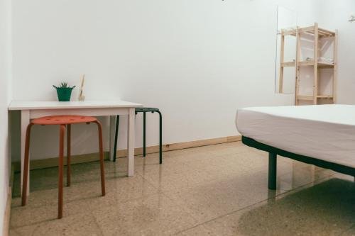 Фото Mucha Masia Hostel Rural-Urbà