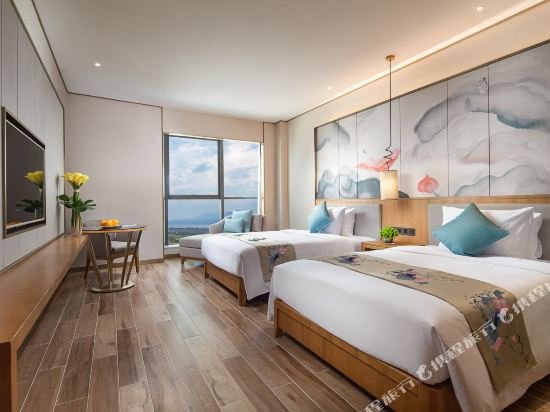 Фото Ramada Plaza Fuxian Lake