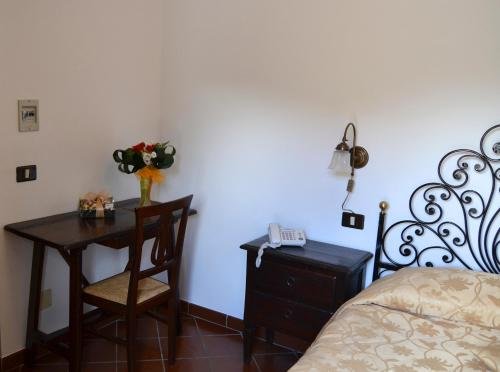 Фото Hotel Bucaneve