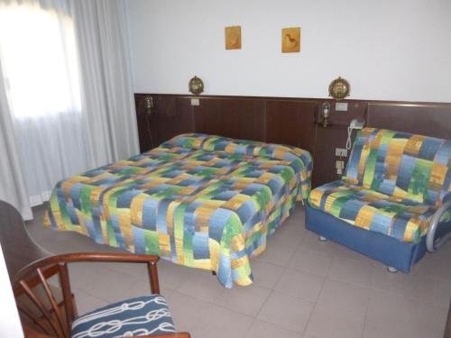 Фото Hotel Kontiki