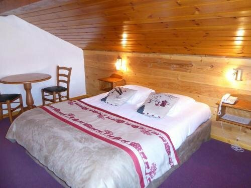 Гостиница Epicea Lodge в Пралоньян-ла-Вануаз