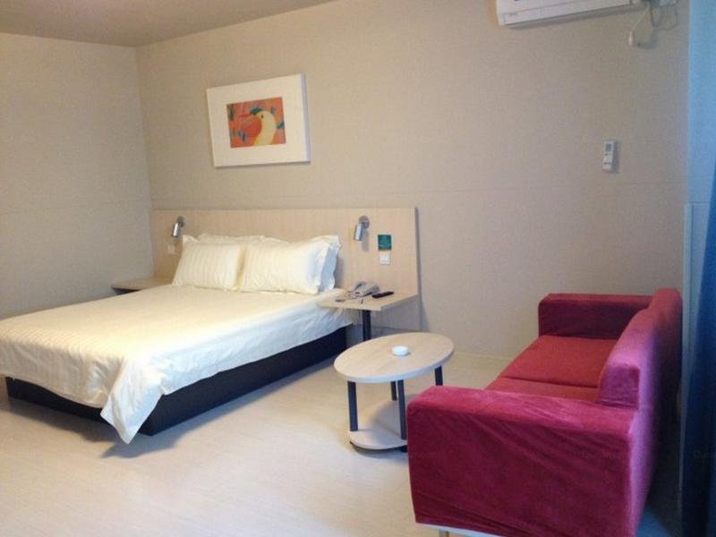 Фото Jinjiang Inn Beijing Wangfujing