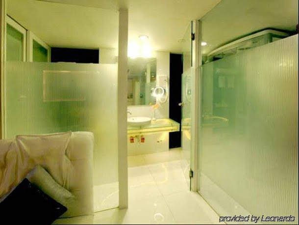 Фото Peninsula Grand Hotel