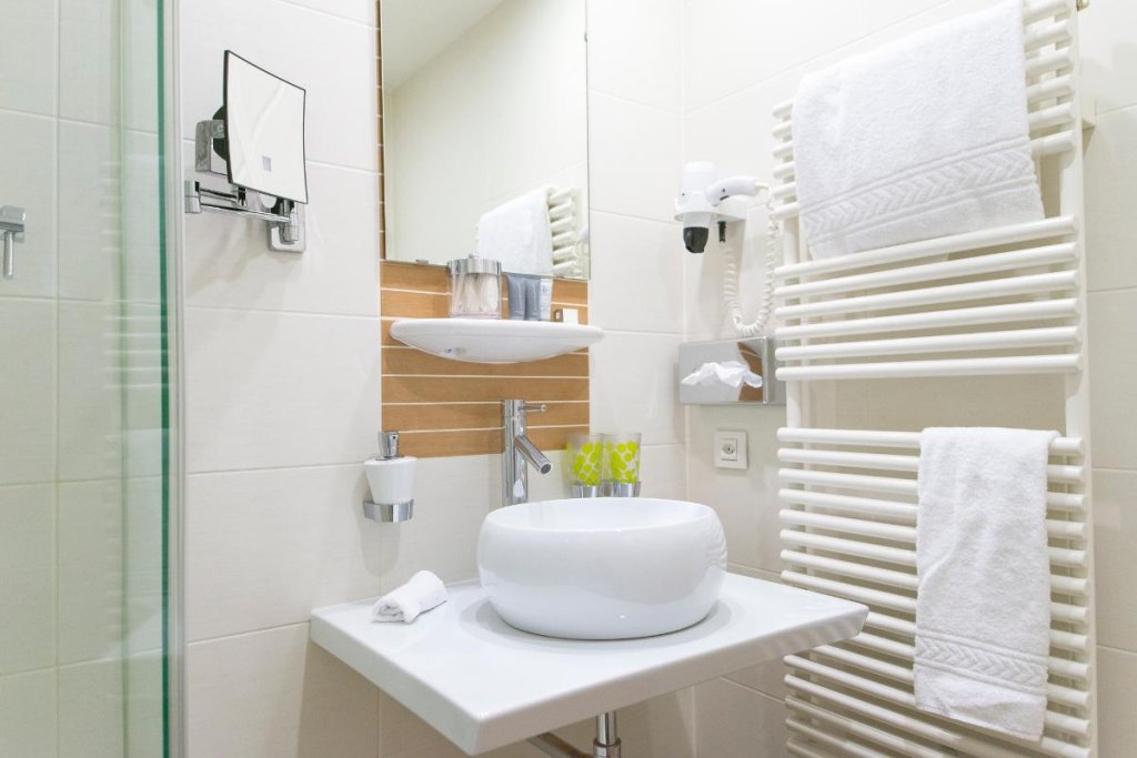 Фото La Cour des Augustins Boutique Gallery Design Hotel