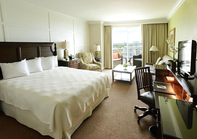 Фото Riverside Hotel