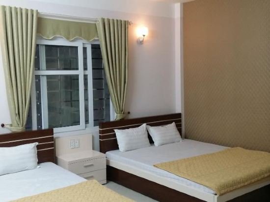 Фото The Light Hotel