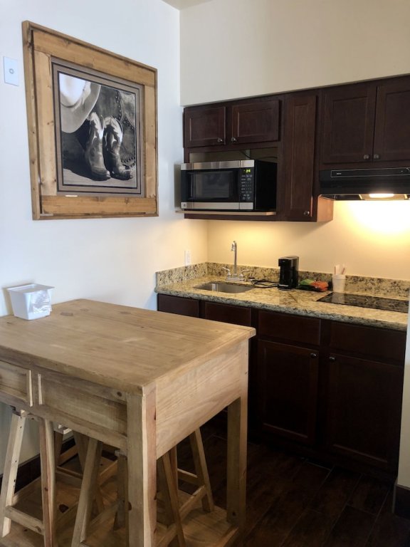 Фото Best Western Adirondack Inn