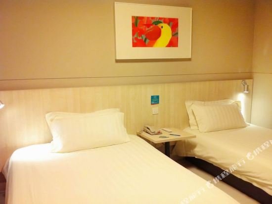 Фото Jinjiang Inn Shanghai Maotai Road Branch