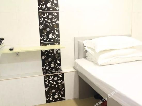 Фото Very Good Hotel