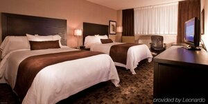 Гостиница Delta Hotels by Marriott Beausejour