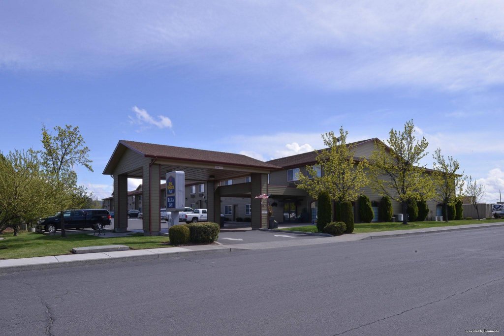 Фото Best Western Plus Rama Inn