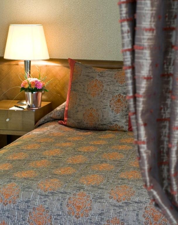 Фото Warwick Grand Place Brussels