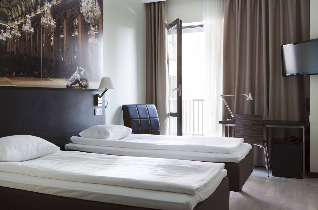 Фото Comfort Hotel Lt