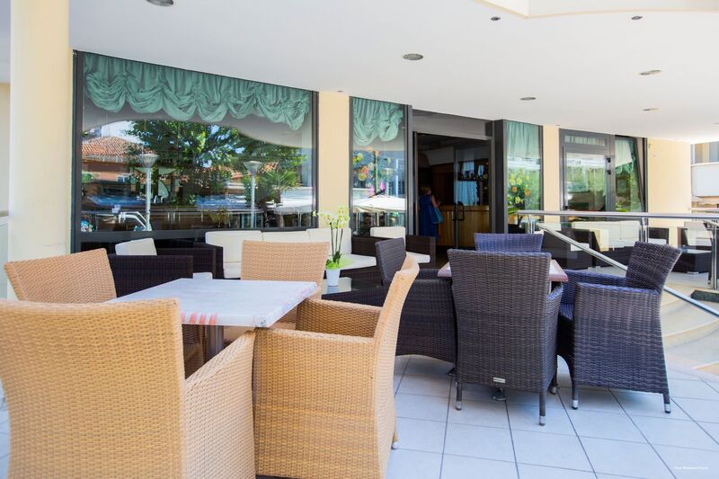 Фото Hotel Metropole