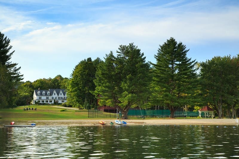 Гостиница Inn at Pleasant Lake