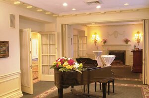 Гостиница The Brown Hotel