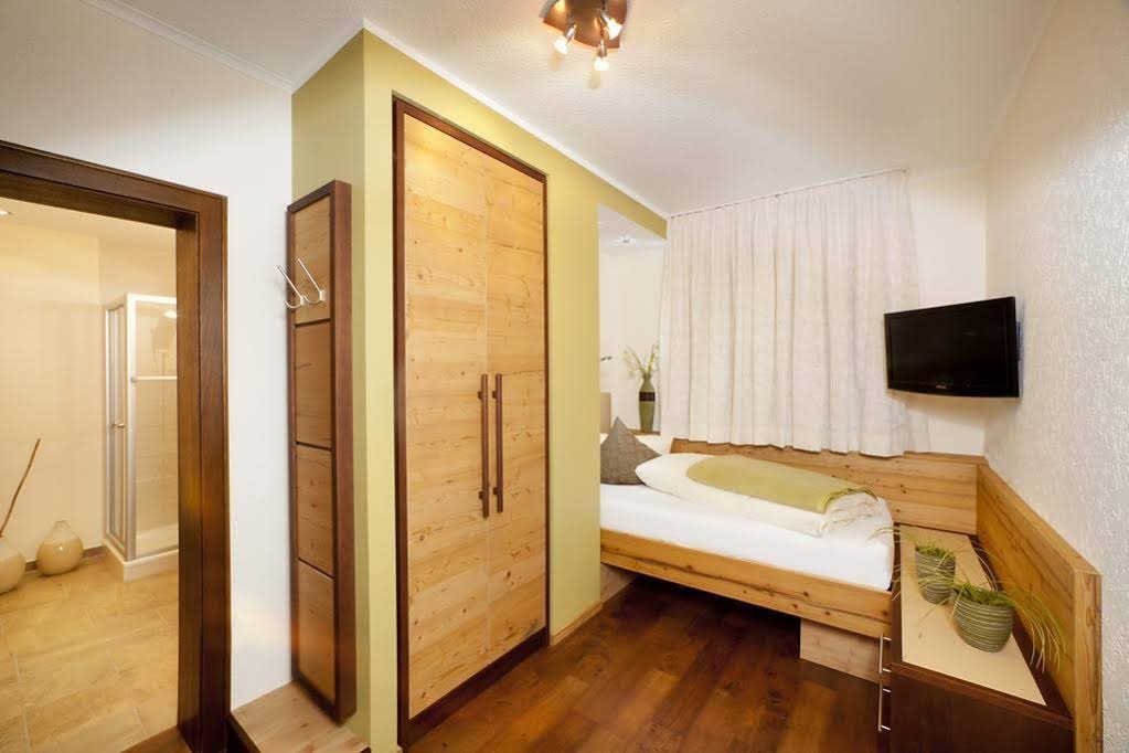 Фото Hotel Bergblick