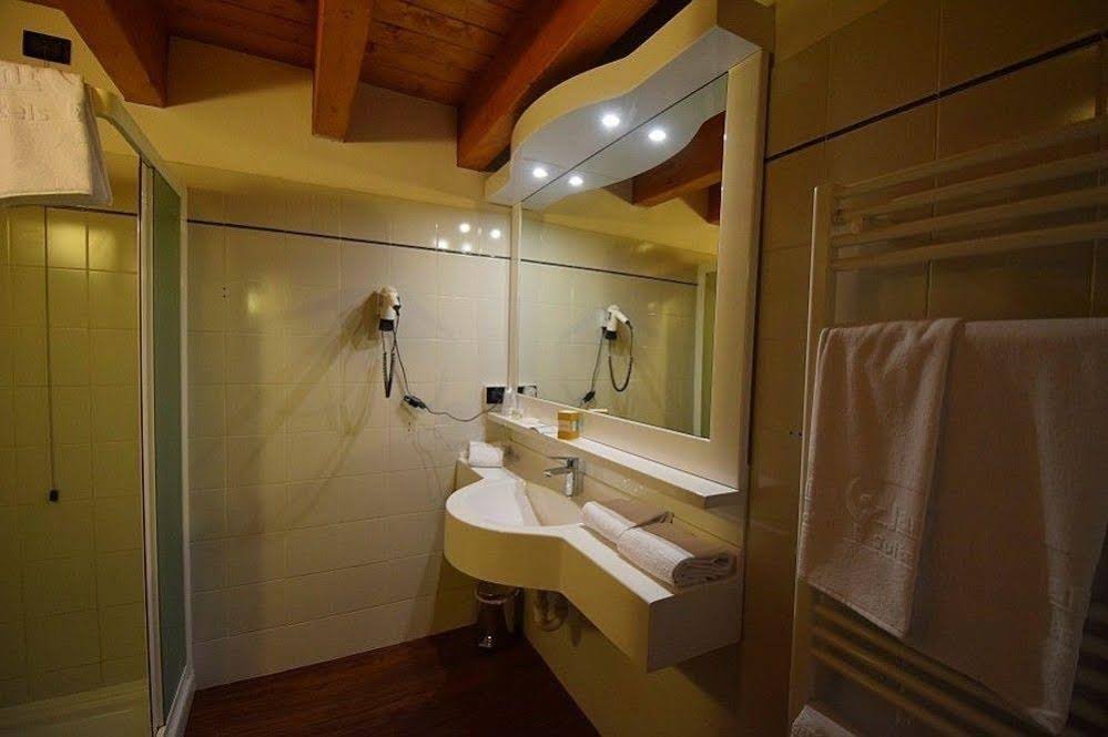 Фото Hotel Piandineve