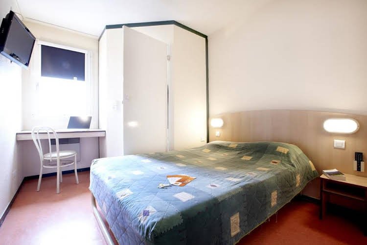 Фото The Originals City, Angers Sud – Le Village 49