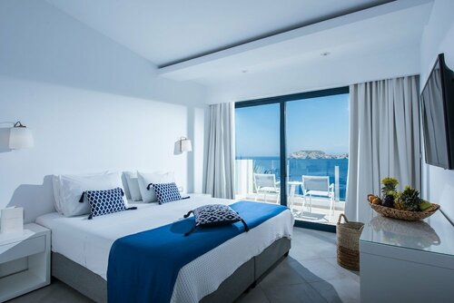Отель Peninsula Resort & SPA
