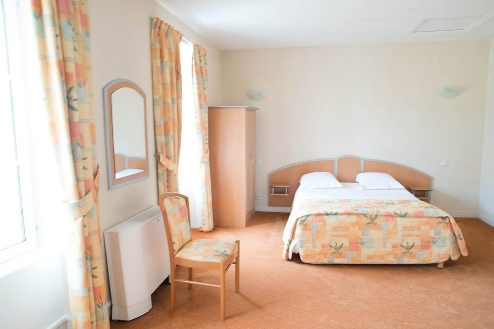 Фото Hôtel de France