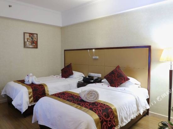 Фото Conifer Garden Hotel