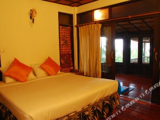 Фото Отель Charm Churee Villa Hotel & Resort