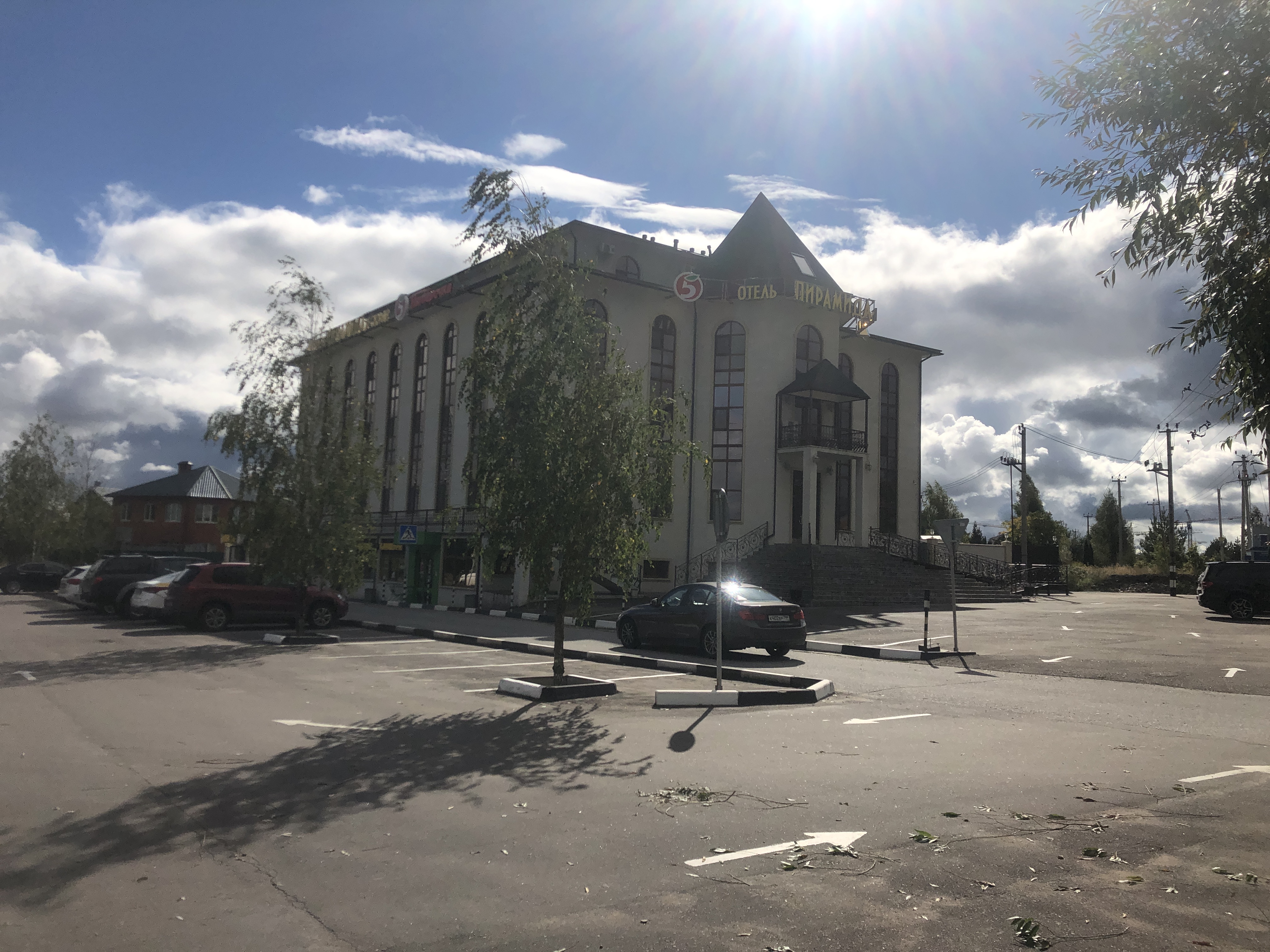 Фото отеля 2