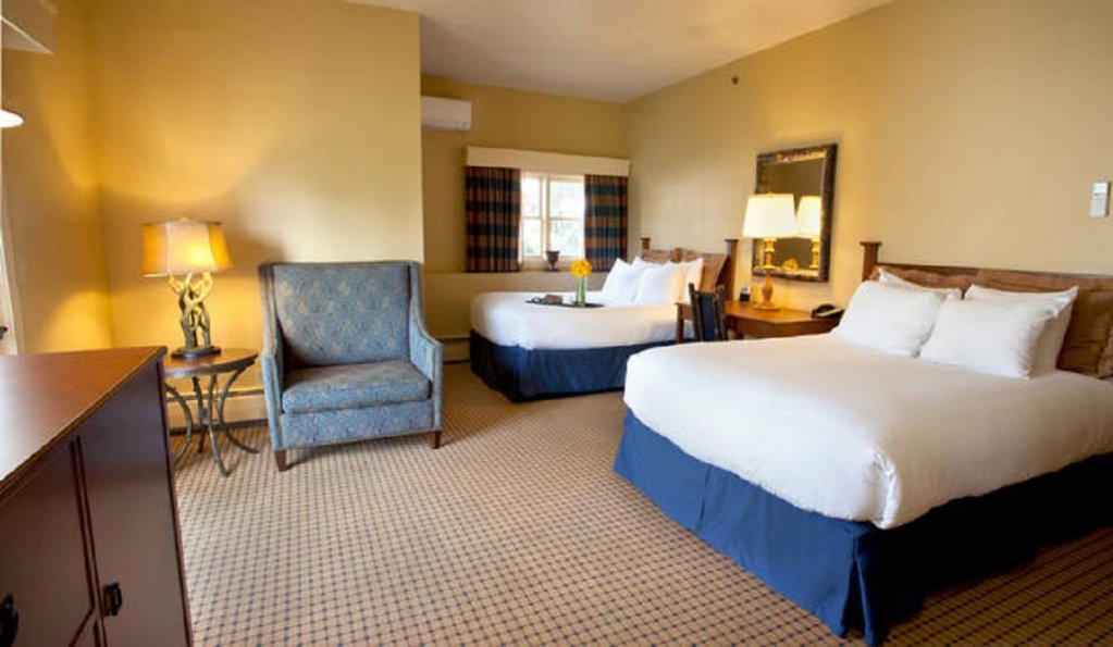 Фото The Wolfeboro Inn