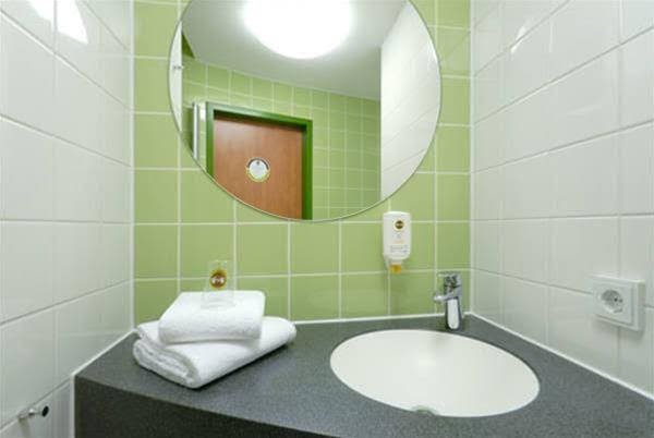 Фото B&b Hotel Frankfurt West