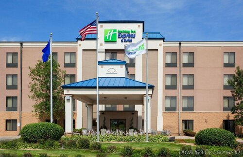 Гостиница Holiday Inn Express Hotel & Suites Minneapolis-Minnetonka, an Ihg Hotel в Миннетонке